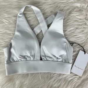 New Love Wave Claire Crisscross V-cut Sports Bra White